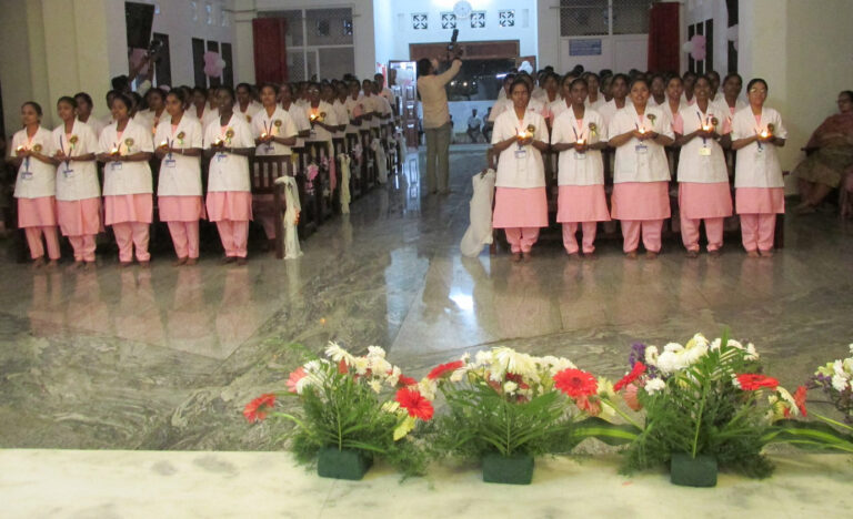 SMH Nurse Lamplighting-Ceremony